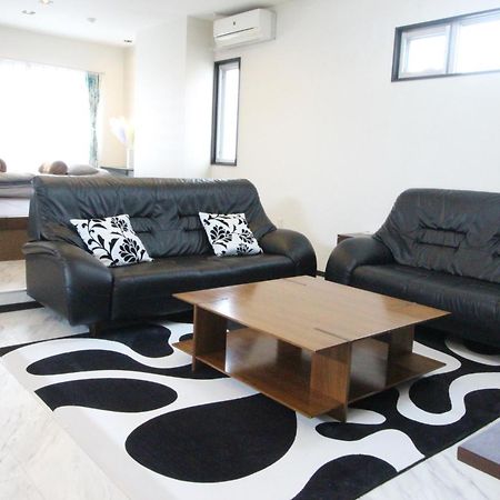 Condominium Felicita Наха Екстериор снимка